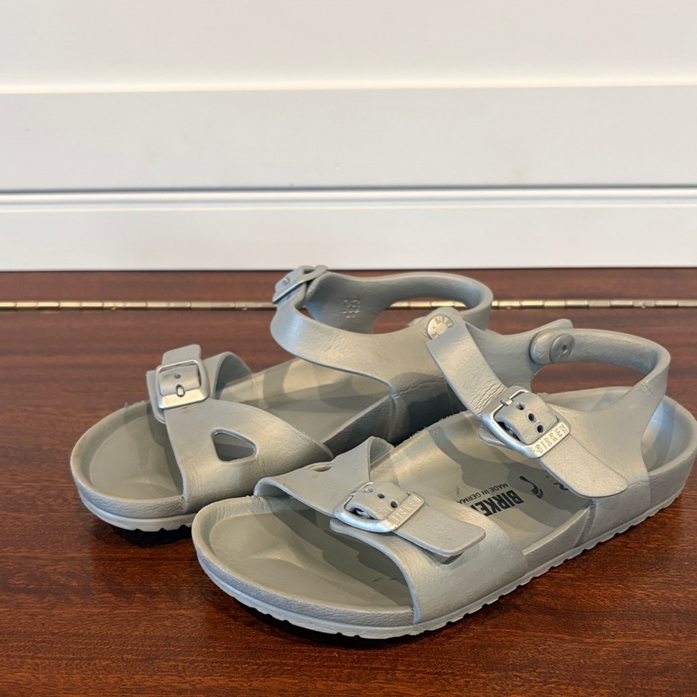 Birkenstock Rio Eva Kids Silver Sandals, size 32
